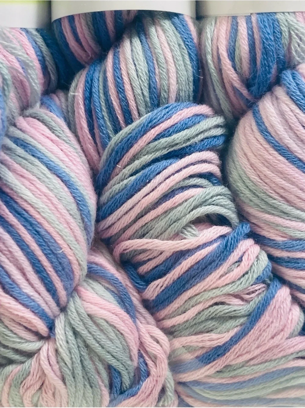 10 NEW (~500g total, ~50g ea.) 100% Cotton Variegated Hanks in Sea Anemone